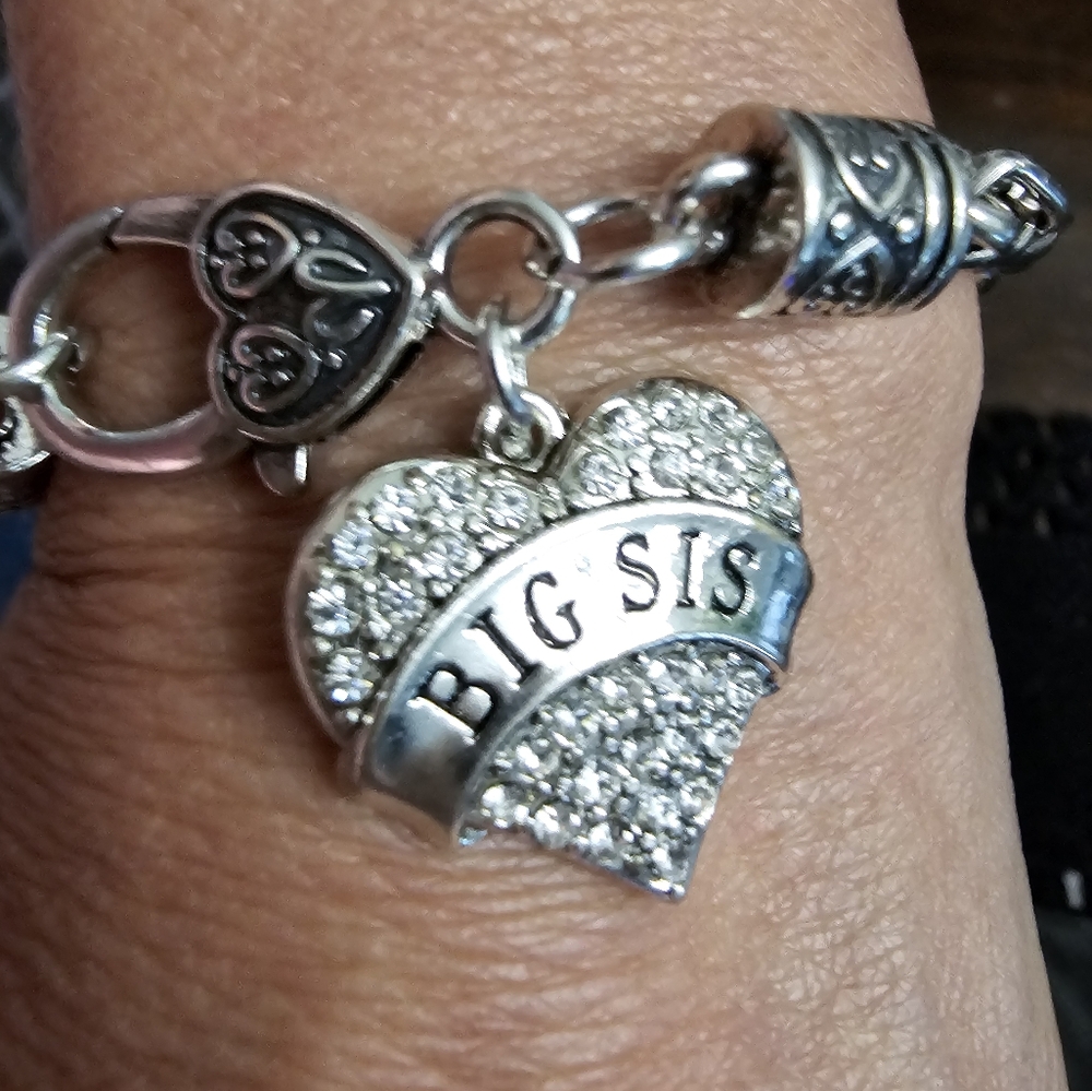 SILVER INSPIRED BIG SIS PAVE HEART CHARM BRAIDED BRACELET! NWOTS!